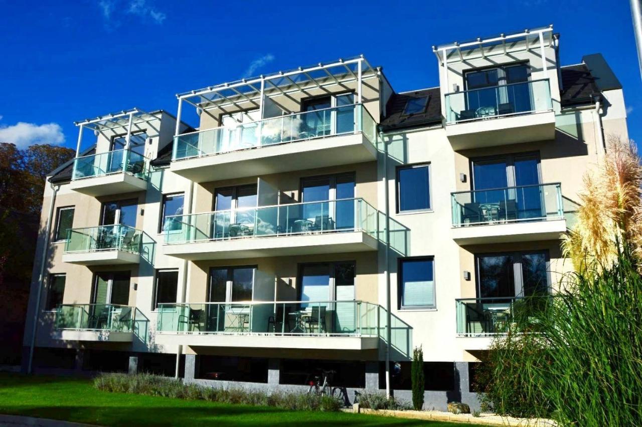 Portofino Apartman Sárvár Екстериор снимка